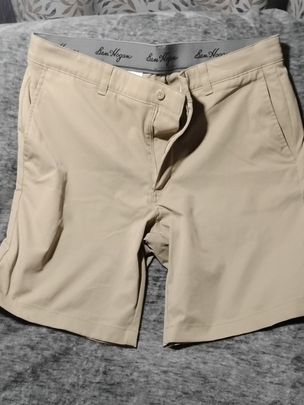 Ben Hogan Men's Performance Golf Shorts Size 36 Khaki - Like New!